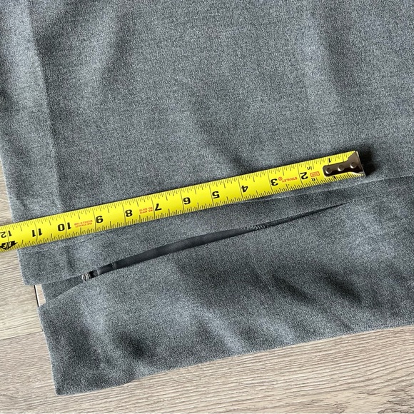 PENCIL SKIRT Vintage SPORT COLLECTION Wool-like Gabardine Grey Midi Sz 4 - Picture 9 of 10